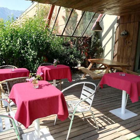 Les 4 Vallees Hotell Albertville Eksteriør bilde