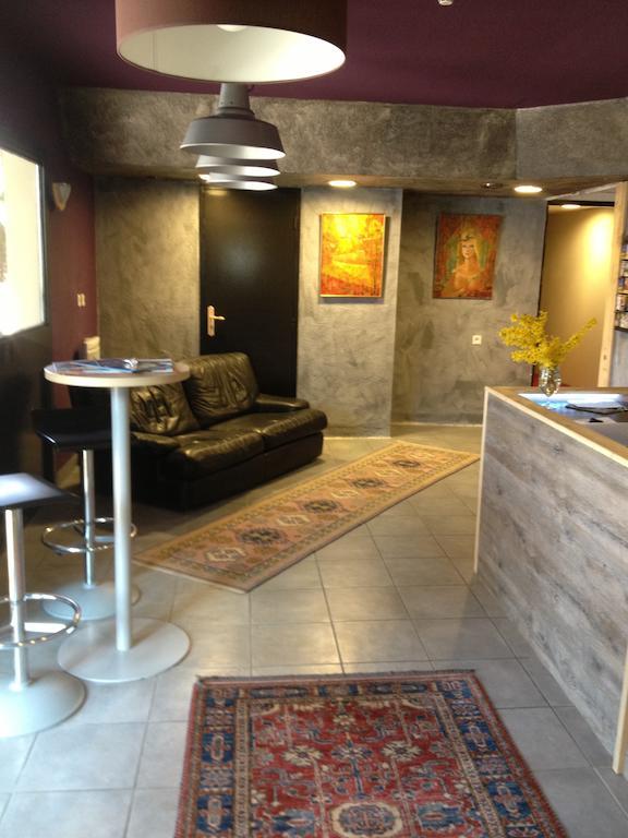 Les 4 Vallees Hotell Albertville Eksteriør bilde
