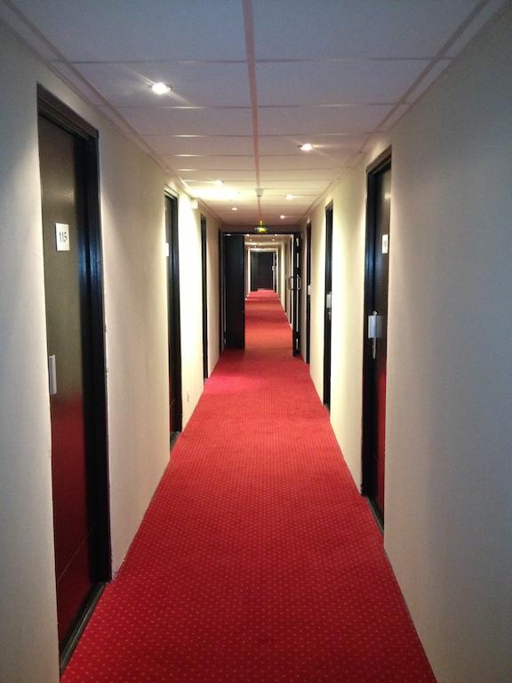 Les 4 Vallees Hotell Albertville Eksteriør bilde