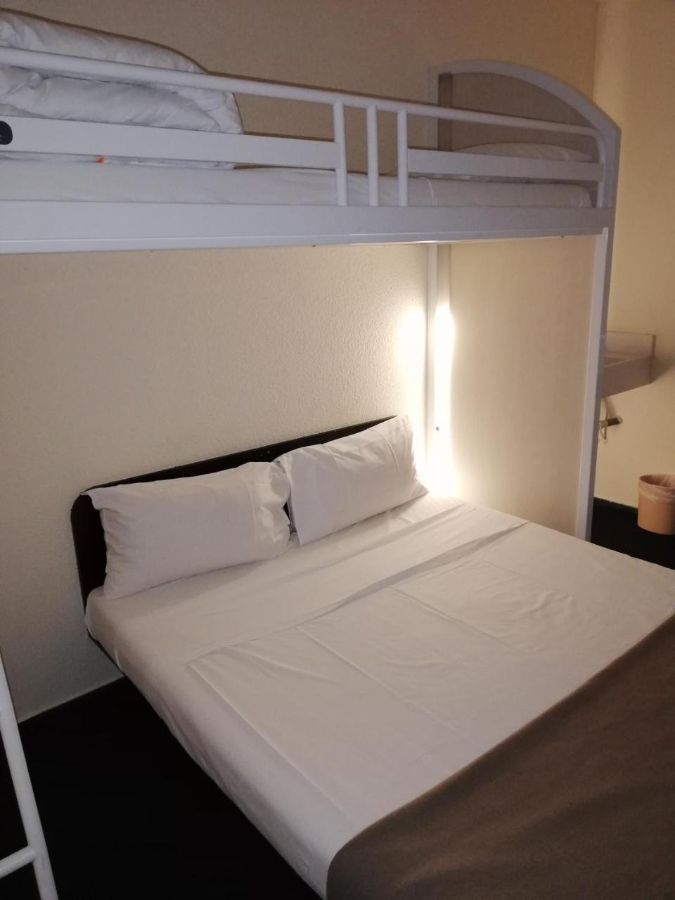 Les 4 Vallees Hotell Albertville Eksteriør bilde