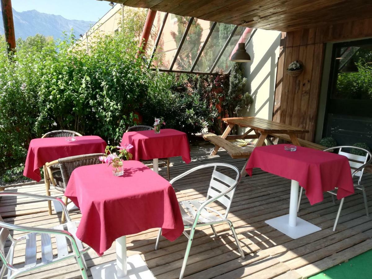 Les 4 Vallees Hotell Albertville Eksteriør bilde